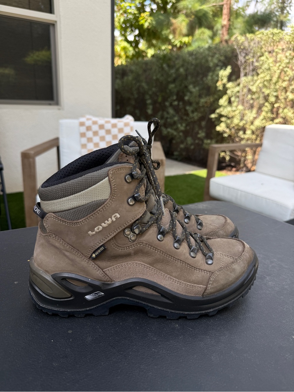Lowa Women’s Renegade EVO GTX Mid WS Hiking Boots - Stone (Size 8.5)
